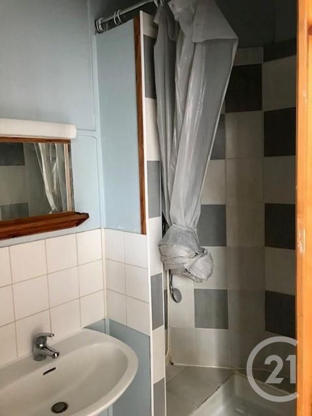 Appartement Chambre à louer - 1 pièce - 18.68 m2 - HELLEMMES LILLE - 59 - NORD-PAS-DE-CALAIS - Century 21 Lm Immobilier