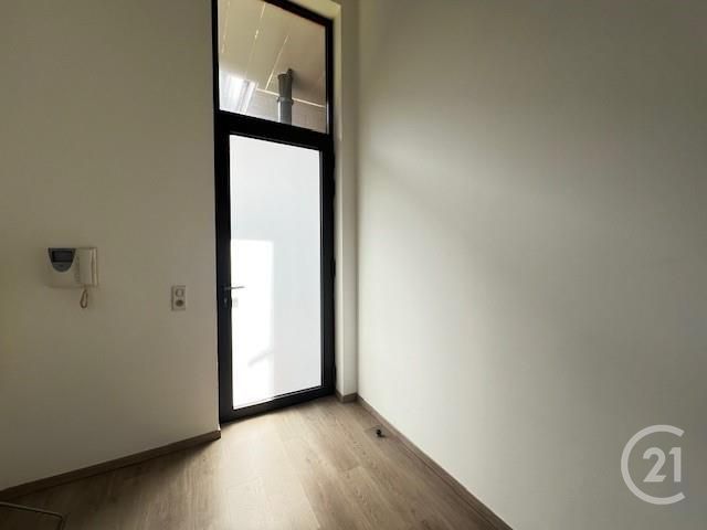 Appartement F1 à louer - 1 pièce - 40.02 m2 - HELLEMMES LILLE - 59 - NORD-PAS-DE-CALAIS - Century 21 Lm Immobilier