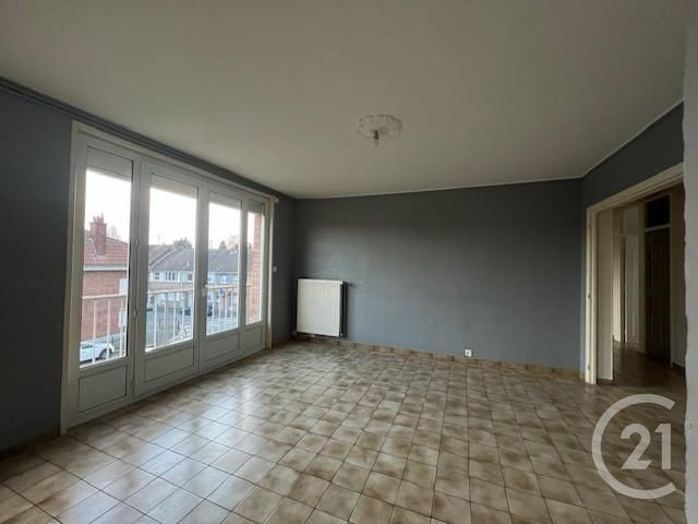 Appartement F4 à louer - 4 pièces - 88.89 m2 - LESQUIN - 59 - NORD-PAS-DE-CALAIS - Century 21 Lm Immobilier