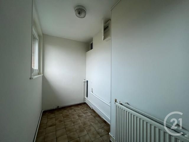 Appartement F4 à louer - 4 pièces - 88.89 m2 - LESQUIN - 59 - NORD-PAS-DE-CALAIS - Century 21 Lm Immobilier