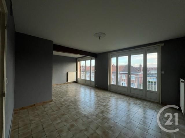 Appartement F4 à louer - 4 pièces - 88.89 m2 - LESQUIN - 59 - NORD-PAS-DE-CALAIS - Century 21 Lm Immobilier