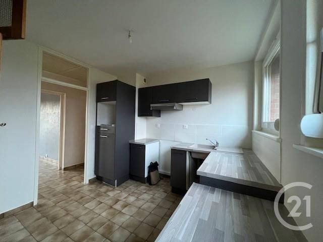 Appartement F4 à louer - 4 pièces - 88.89 m2 - LESQUIN - 59 - NORD-PAS-DE-CALAIS - Century 21 Lm Immobilier