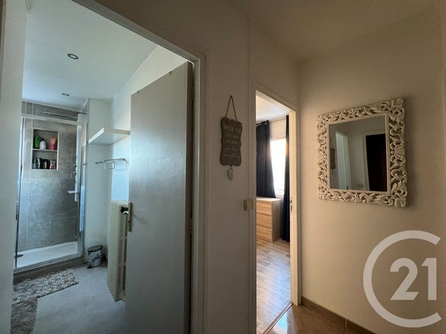 Appartement à vendre - 4 pièces - 70.23 m2 - HELLEMMES LILLE - 59 - NORD-PAS-DE-CALAIS - Century 21 Lm Immobilier