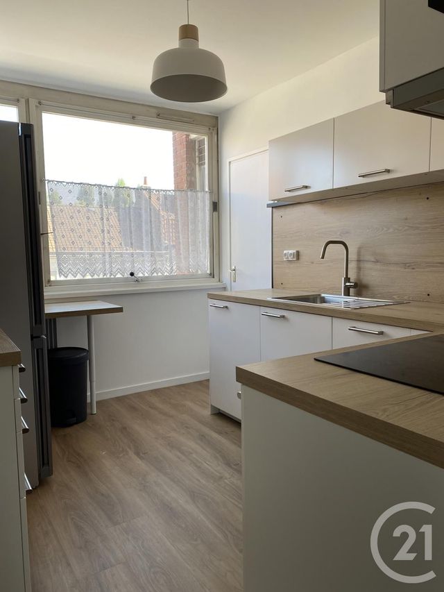 Appartement à louer - 4 pièces - 85.74 m2 - HELLEMMES LILLE - 59 - NORD-PAS-DE-CALAIS - Century 21 Lm Immobilier