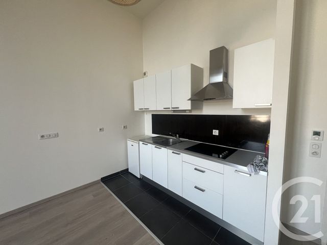 Appartement F1 à louer - 1 pièce - 40.02 m2 - HELLEMMES LILLE - 59 - NORD-PAS-DE-CALAIS - Century 21 Lm Immobilier