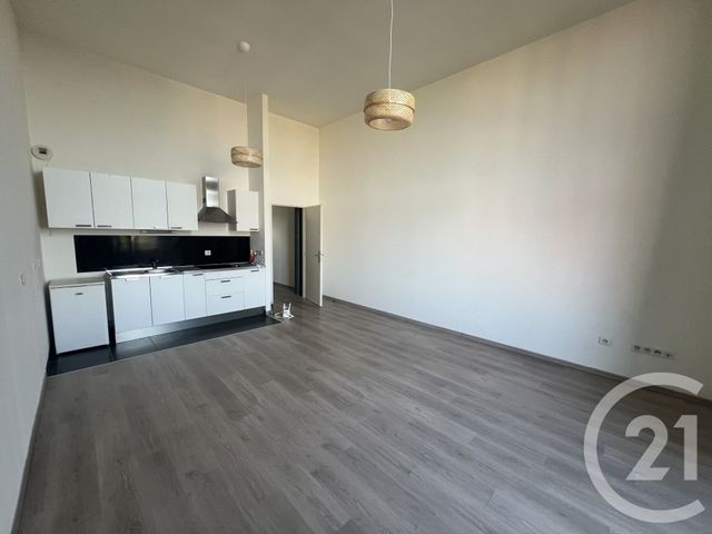 Appartement F1 à louer - 1 pièce - 40.02 m2 - HELLEMMES LILLE - 59 - NORD-PAS-DE-CALAIS - Century 21 Lm Immobilier