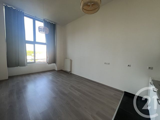 Appartement F1 à louer - 1 pièce - 40.02 m2 - HELLEMMES LILLE - 59 - NORD-PAS-DE-CALAIS - Century 21 Lm Immobilier