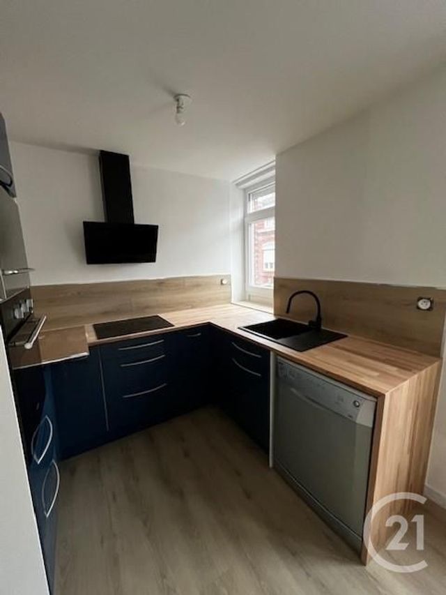 Appartement F3 à louer - 3 pièces - 68.67 m2 - HELLEMMES LILLE - 59 - NORD-PAS-DE-CALAIS - Century 21 Lm Immobilier