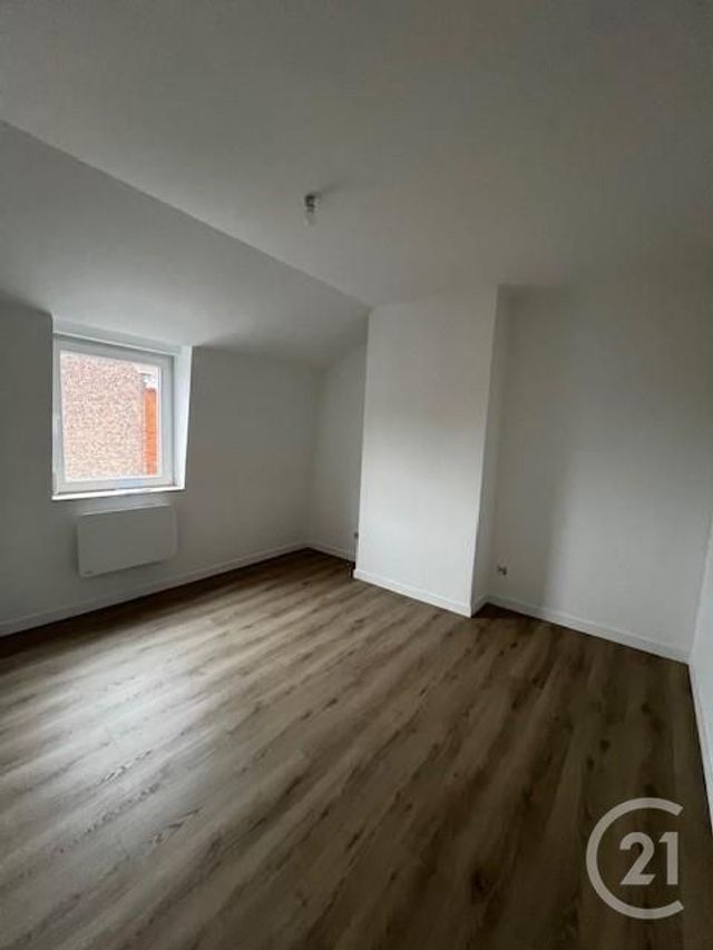 Appartement F3 à louer - 3 pièces - 68.67 m2 - HELLEMMES LILLE - 59 - NORD-PAS-DE-CALAIS - Century 21 Lm Immobilier