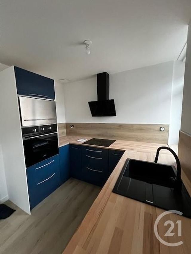 Appartement F3 à louer - 3 pièces - 68.67 m2 - HELLEMMES LILLE - 59 - NORD-PAS-DE-CALAIS - Century 21 Lm Immobilier