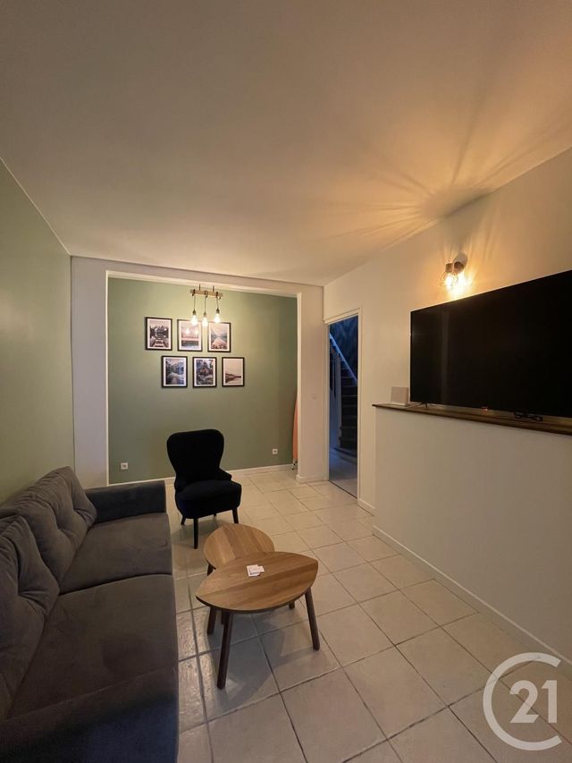 Appartement F5 à louer - 2 pièces - 100.0 m2 - HELLEMMES LILLE - 59 - NORD-PAS-DE-CALAIS - Century 21 Lm Immobilier