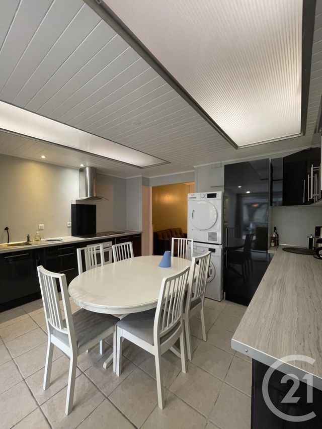Appartement F5 à louer - 2 pièces - 100.0 m2 - HELLEMMES LILLE - 59 - NORD-PAS-DE-CALAIS - Century 21 Lm Immobilier