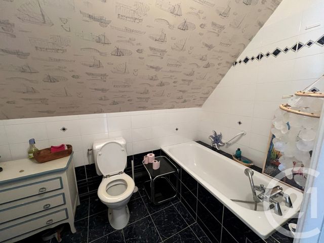 maison à louer - 3 pièces - 110.3 m2 - HELLEMMES LILLE - 59 - NORD-PAS-DE-CALAIS - Century 21 Lm Immobilier