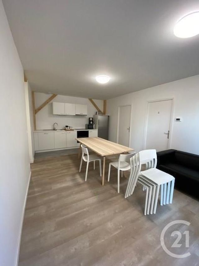maison à louer - 1 pièce - 10.98 m2 - LEZENNES - 59 - NORD-PAS-DE-CALAIS - Century 21 Lm Immobilier
