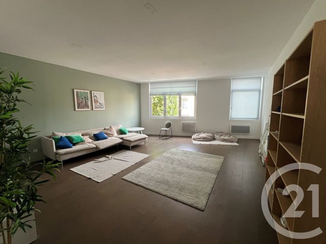 Appartement à louer - 2 pièces - 16.6 m2 - HELLEMMES LILLE - 59 - NORD-PAS-DE-CALAIS - Century 21 Lm Immobilier