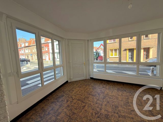 maison à louer - 4 pièces - 83.42 m2 - HELLEMMES LILLE - 59 - NORD-PAS-DE-CALAIS - Century 21 Lm Immobilier