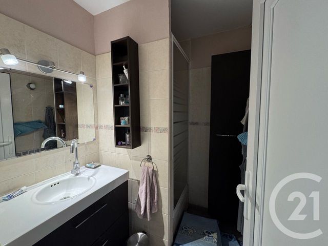 Appartement T2 à vendre - 2 pièces - 56.0 m2 - VILLENEUVE D ASCQ - 59 - NORD-PAS-DE-CALAIS - Century 21 Lm Immobilier