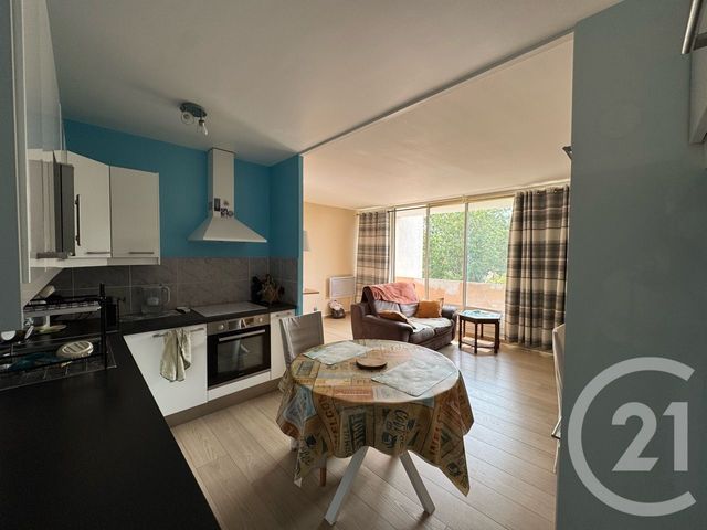 Appartement T2 à vendre - 2 pièces - 56.0 m2 - VILLENEUVE D ASCQ - 59 - NORD-PAS-DE-CALAIS - Century 21 Lm Immobilier