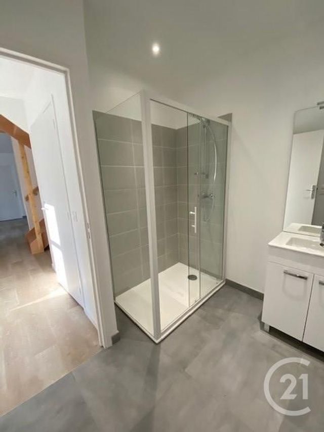 maison à louer - 1 pièce - 11.04 m2 - LEZENNES - 59 - NORD-PAS-DE-CALAIS - Century 21 Lm Immobilier
