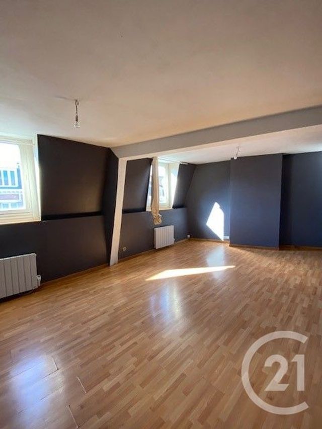 Appartement F2 à louer - 2 pièces - 62.43 m2 - LILLE - 59 - NORD-PAS-DE-CALAIS - Century 21 Lm Immobilier