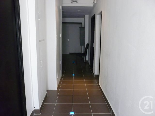 Afficher la photo en grand Appartement à vendre - 2 pièces - 23.0 m2 - LILLE - 59 - NORD-PAS-DE-CALAIS - Century 21 Lm Immobilier