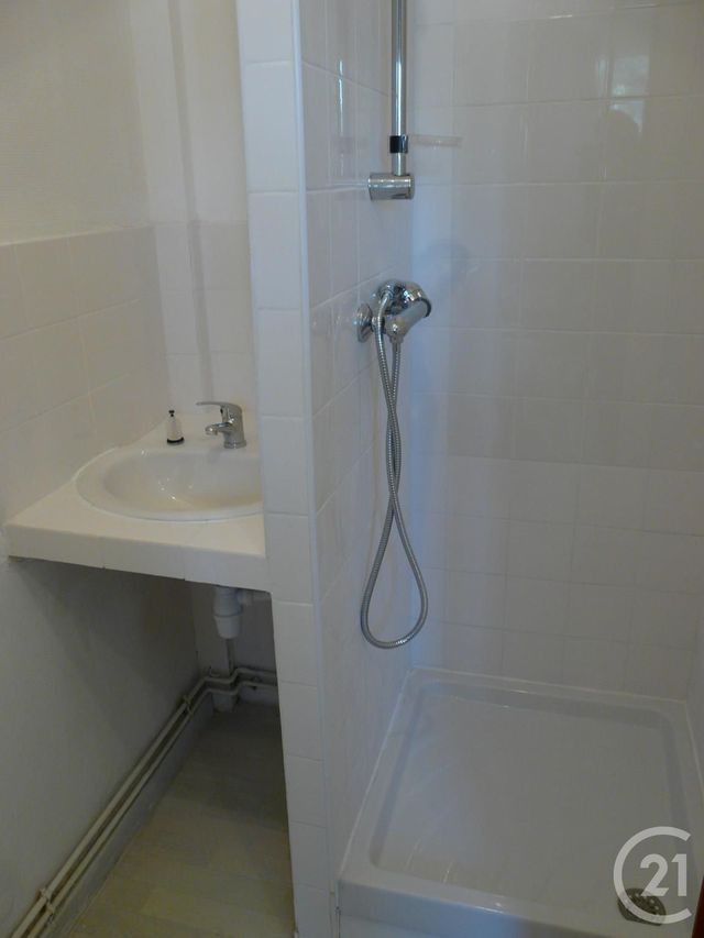 Afficher la photo en grand Appartement à vendre - 2 pièces - 23.0 m2 - LILLE - 59 - NORD-PAS-DE-CALAIS - Century 21 Lm Immobilier