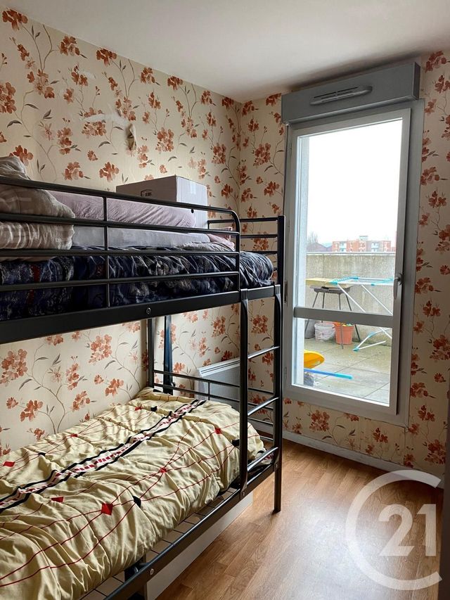 Afficher la photo en grand Appartement F4 à vendre - 4 pièces - 84.0 m2 - HELLEMMES LILLE - 59 - NORD-PAS-DE-CALAIS - Century 21 Lm Immobilier