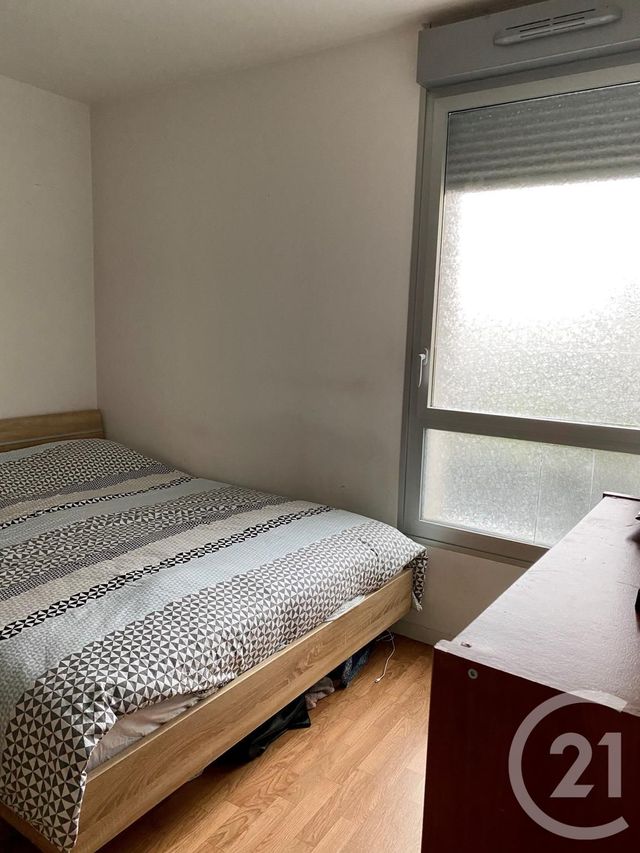 Afficher la photo en grand Appartement F4 à vendre - 4 pièces - 84.0 m2 - HELLEMMES LILLE - 59 - NORD-PAS-DE-CALAIS - Century 21 Lm Immobilier