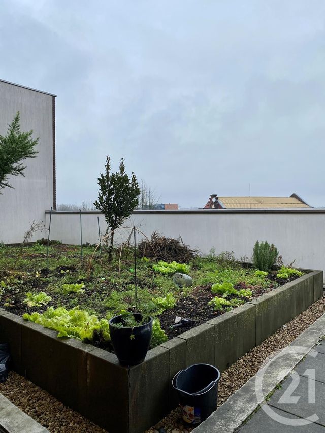 Afficher la photo en grand Appartement F4 à vendre - 4 pièces - 84.0 m2 - HELLEMMES LILLE - 59 - NORD-PAS-DE-CALAIS - Century 21 Lm Immobilier